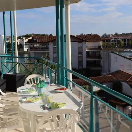 Apartment A Avec Piscine Chauffee Et Parking Prive - Fr-1-239-560 *
